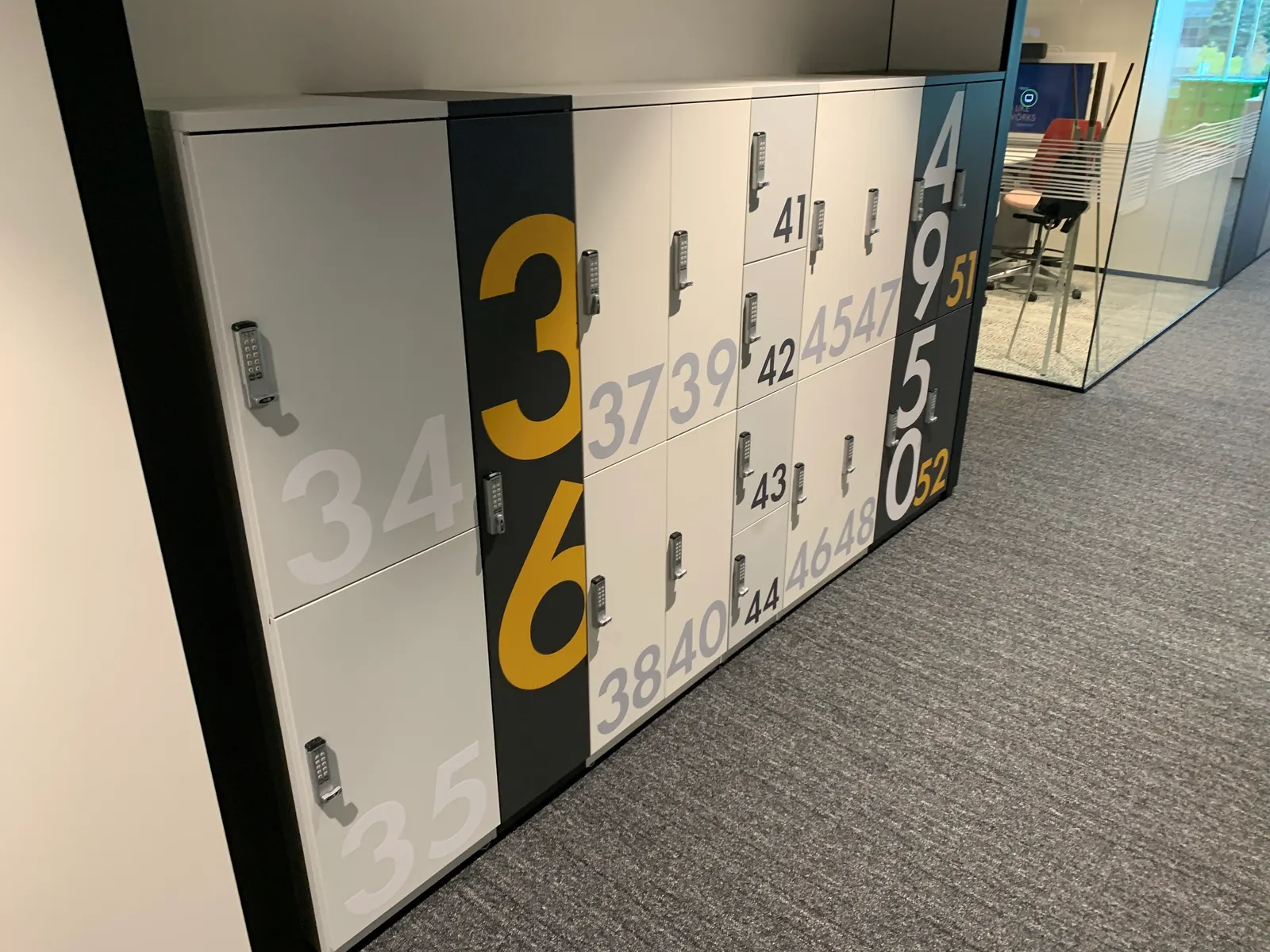 POi Lockers 1b — POI project by IAC
