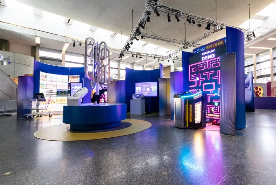 Aluminum tubular structure custom printed stretch fabric graphics produced by IAC for Ontario Science Centre