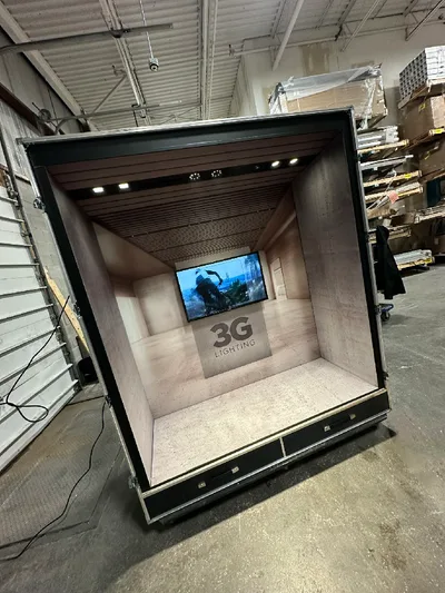 Custom Table Top Booth. Hardware and Fabric Graphics produced by IAC for 3G Lighting