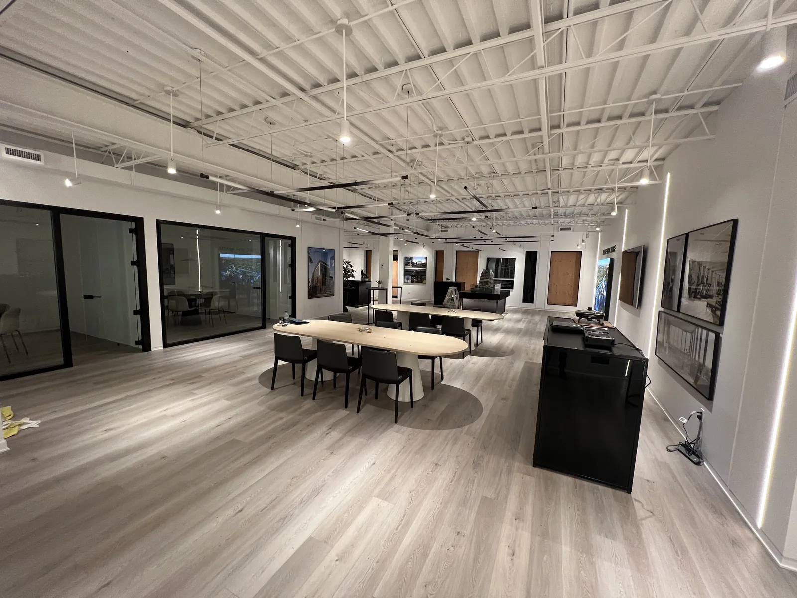 Interior graphics produced and installed by IAC, Toronto