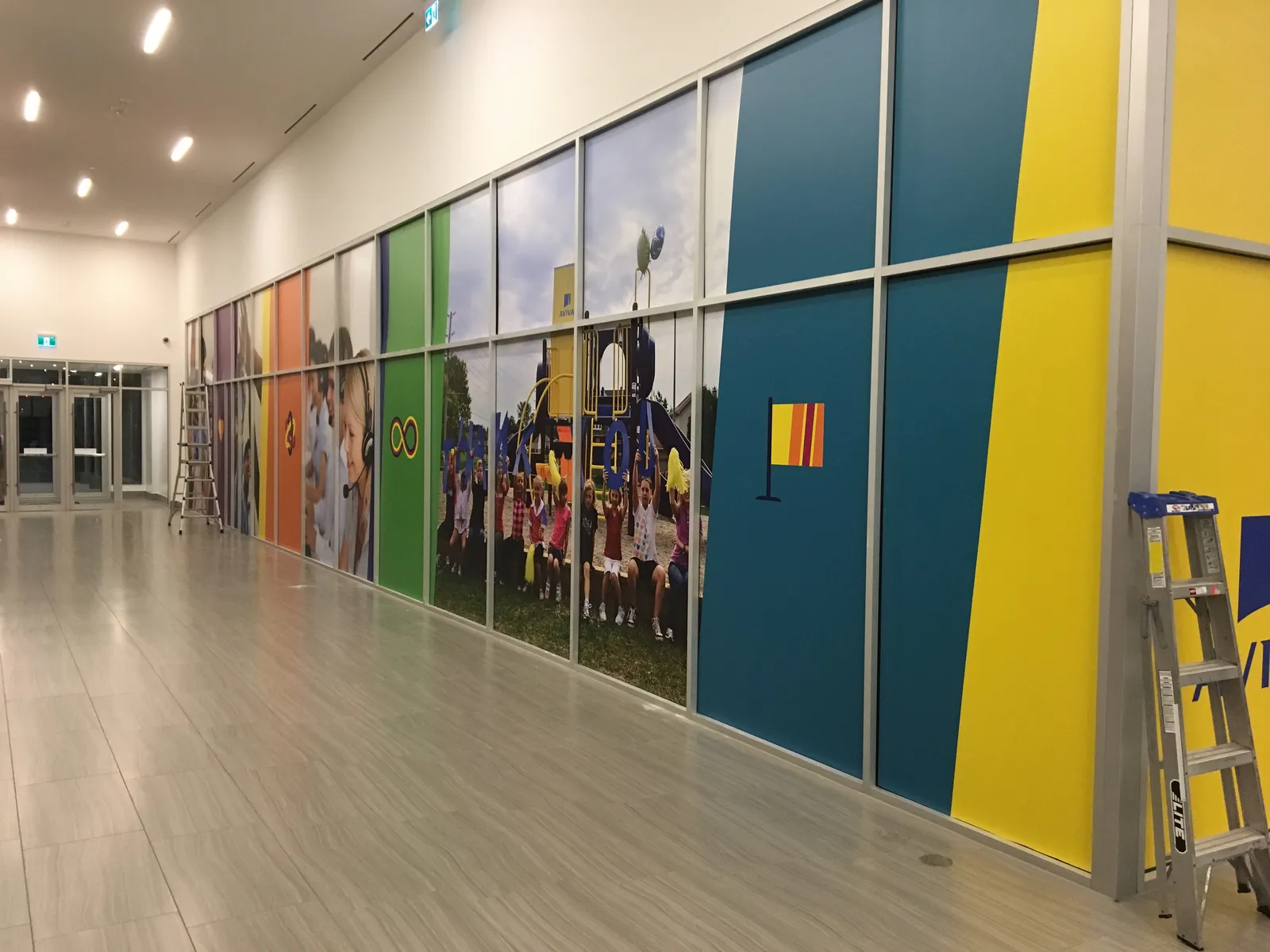 Aviva Markham Lobby 2b — interior graphics produced and installed by IAC, Toronto