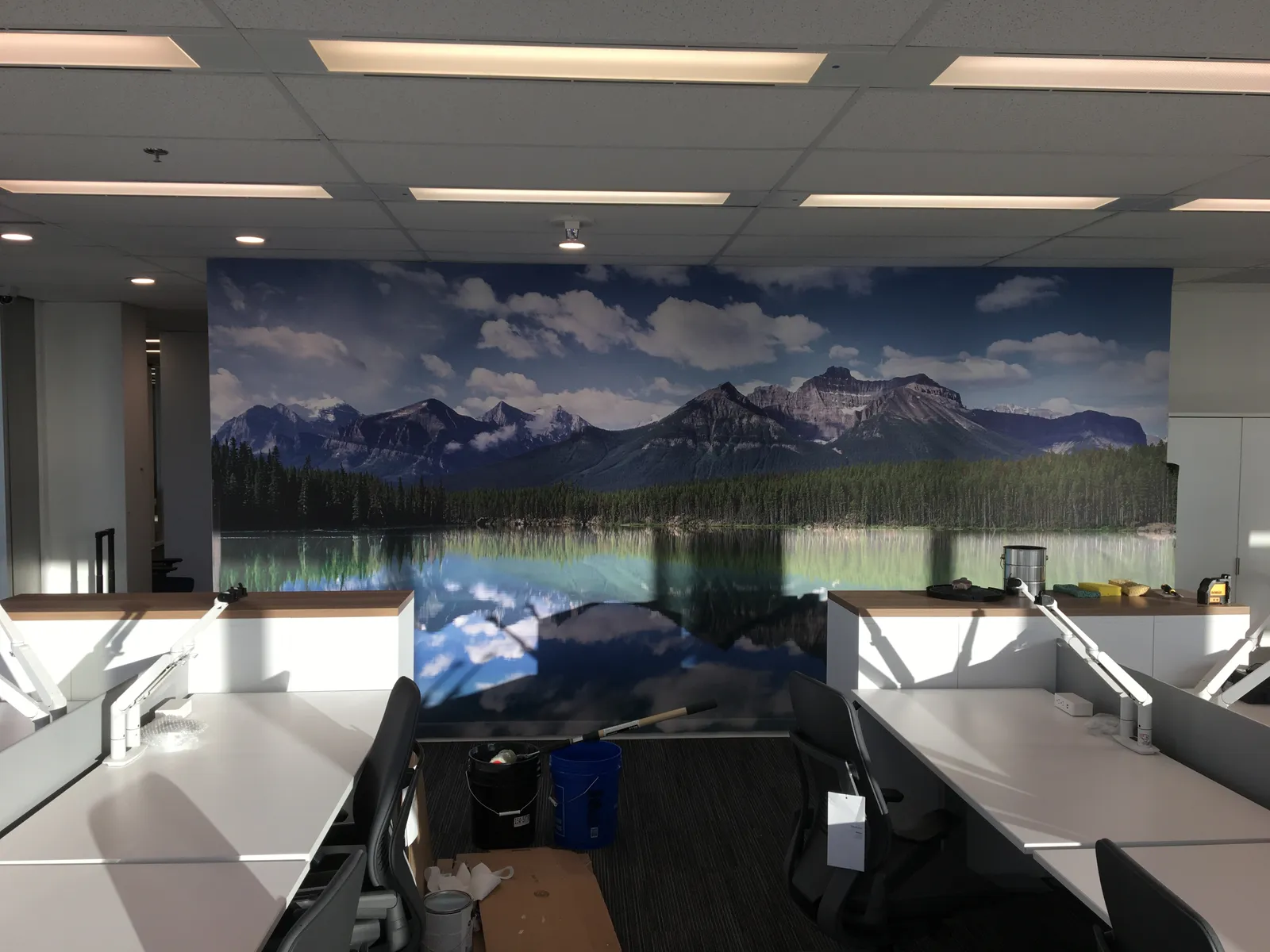 Aviva Edmonton 2 — interior graphics produced and installed by IAC, Toronto